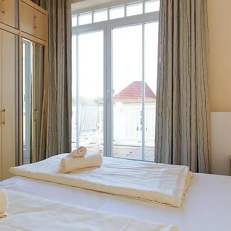 Duenenschloss Duenenschloss 1-40 *